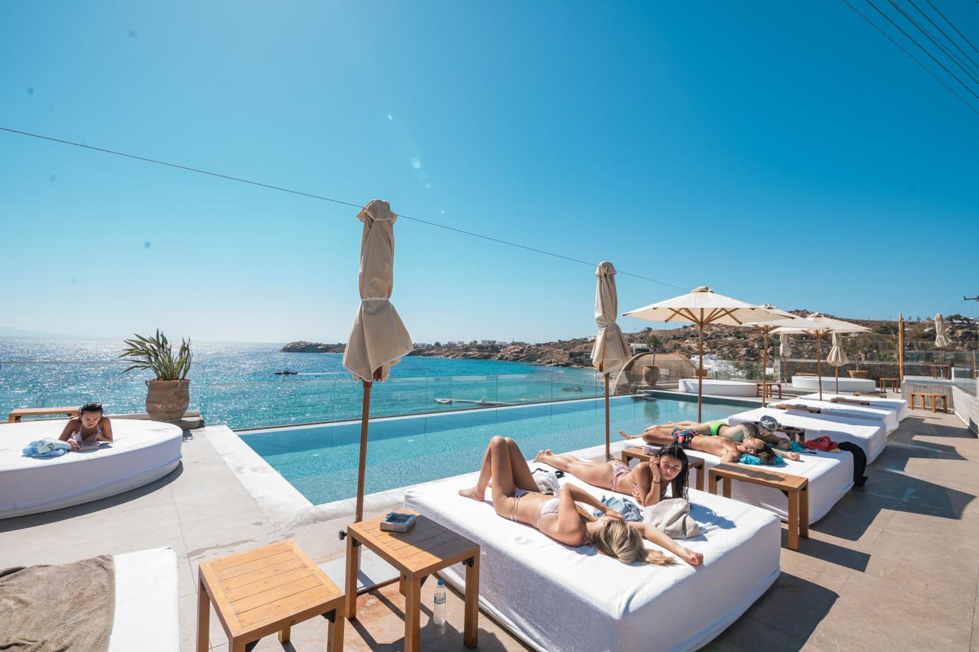 New Paradise Beach Resort - Adults Only Esterno foto